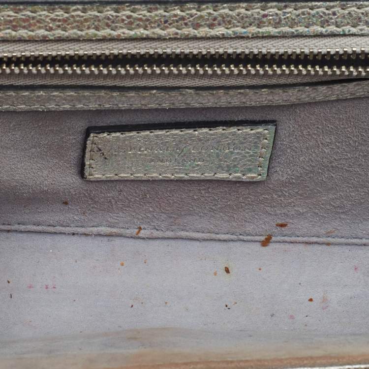 مملوكة مسبقًا Aspinal Of London Mayfair Silver Textured Leather Chain Clutch