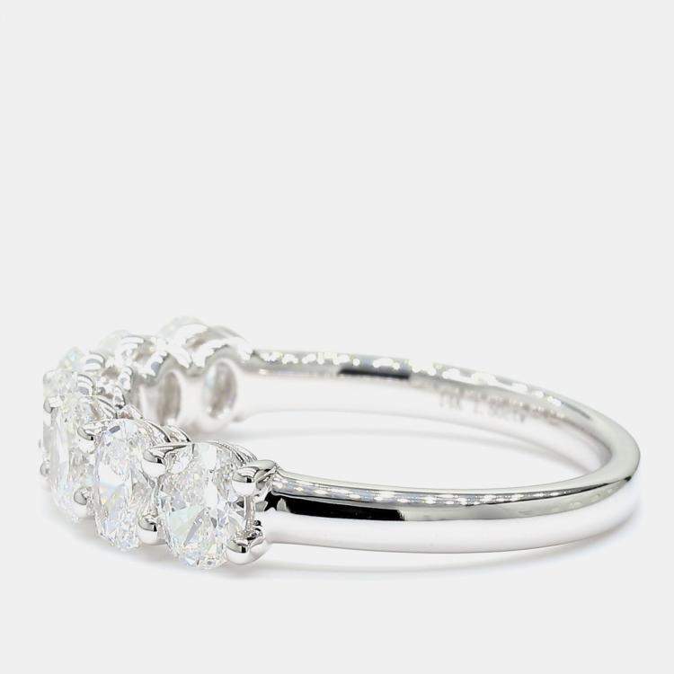 مملوكة مسبقًا 1.50 cts Oval Lab Grown Diamond 14k White Gold 7 Stone Wedding Band