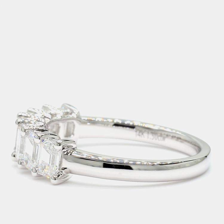 Pre Owned 1.51 cts Emerald Lab Grown Diamond 14k White Gold 7 Stone Wedding Band