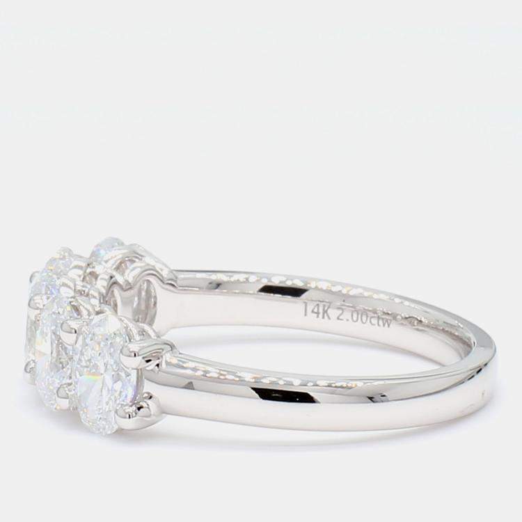 مملوكة مسبقًا 2.00 cts Oval Lab Grown Diamond 14k White Gold 5 Stone Wedding Band US 7