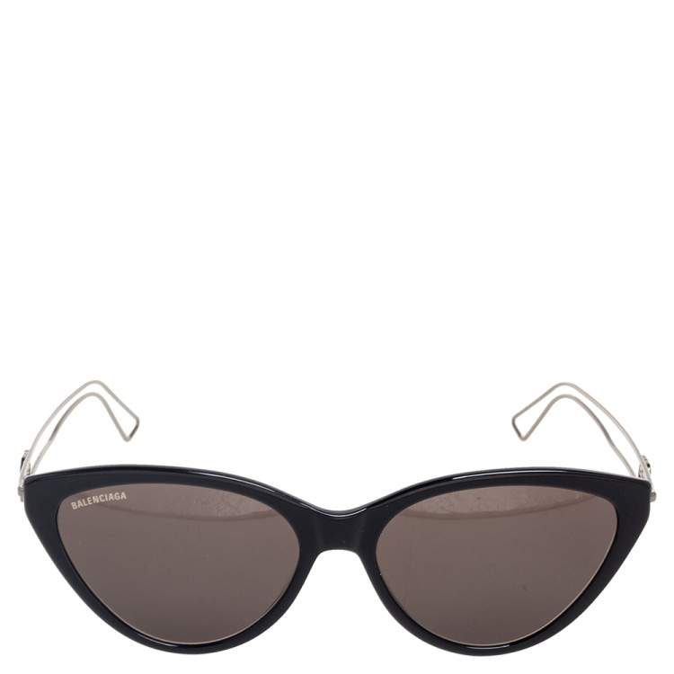 Pre Owned Balenciaga Black BB0052S Cat Eye Sunglasses