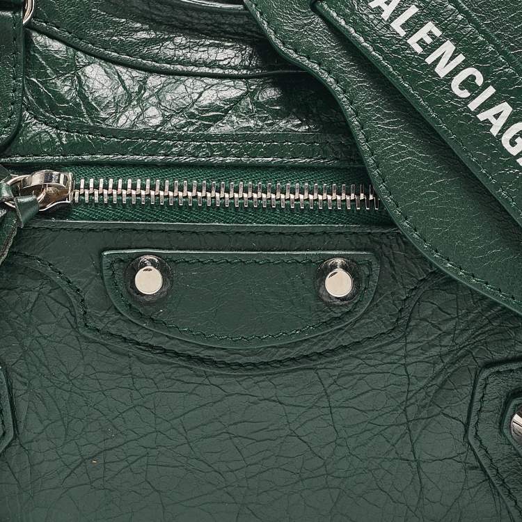 Pre Owned Balenciaga Green Leather Mini Classic City Bag