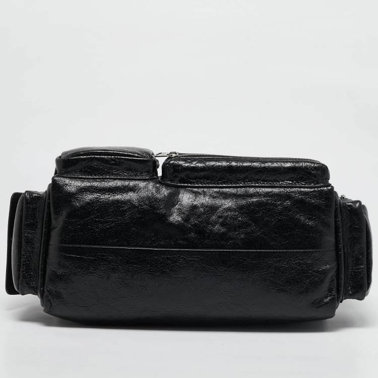 Pre Owned Balenciaga Black Glossy Leather Superbusy Sling Bag