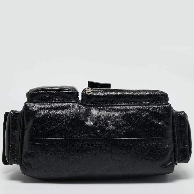 Pre Owned Balenciaga Black Glossy Leather Superbusy Sling Bag