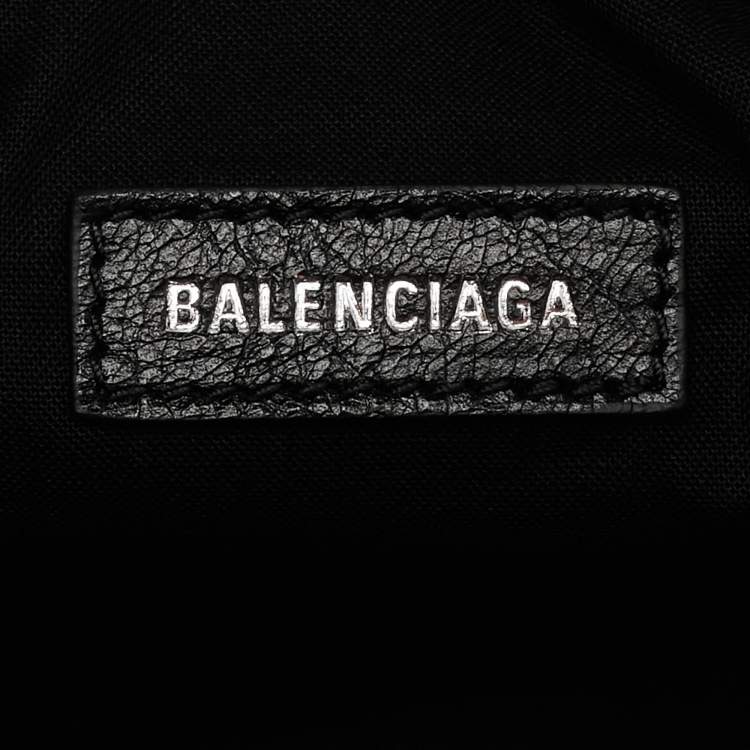 Pre Owned Balenciaga Black Glossy Leather Superbusy Sling Bag
