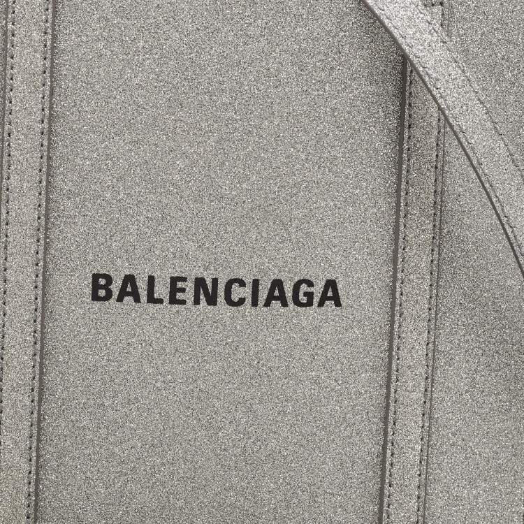 مملوكة مسبقًا Balenciaga Silver Glitter Leather XXS Everyday Tote