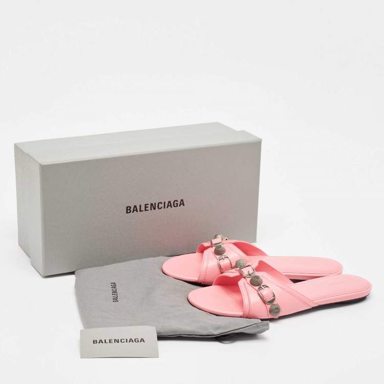 مملوكة مسبقًا Balenciaga Pink Leather Le Cagole Flat Slides Size 38