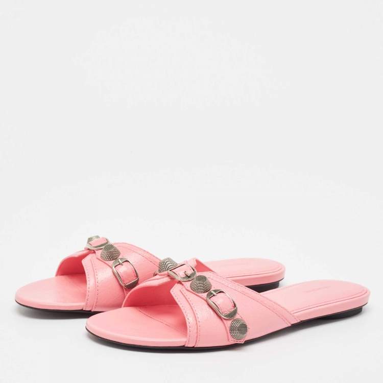مملوكة مسبقًا Balenciaga Pink Leather Le Cagole Flat Slides Size 38