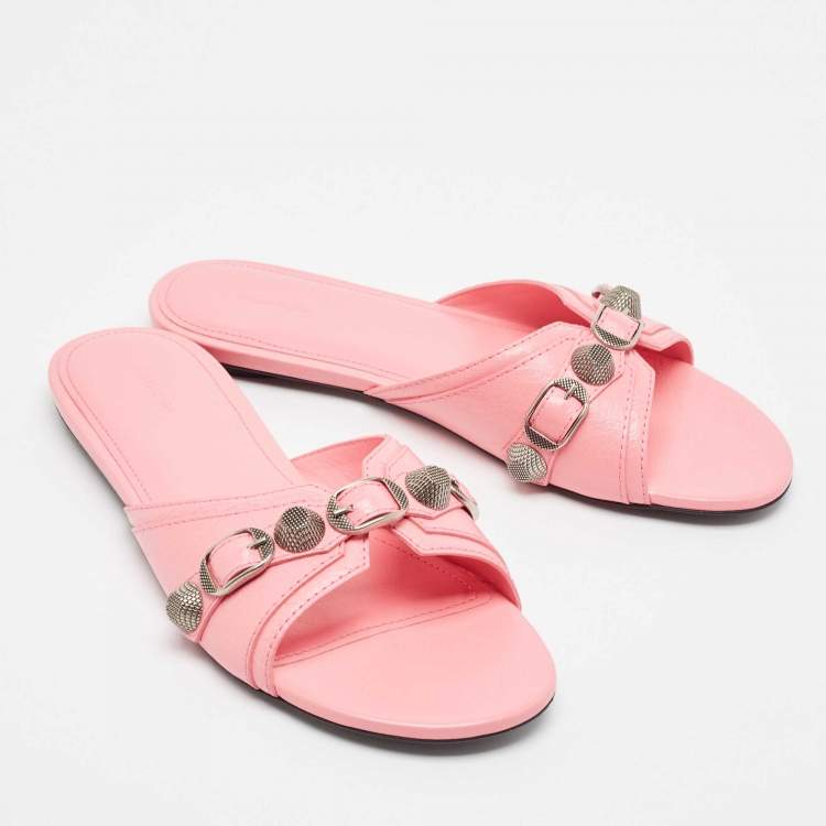 مملوكة مسبقًا Balenciaga Pink Leather Le Cagole Flat Slides Size 38