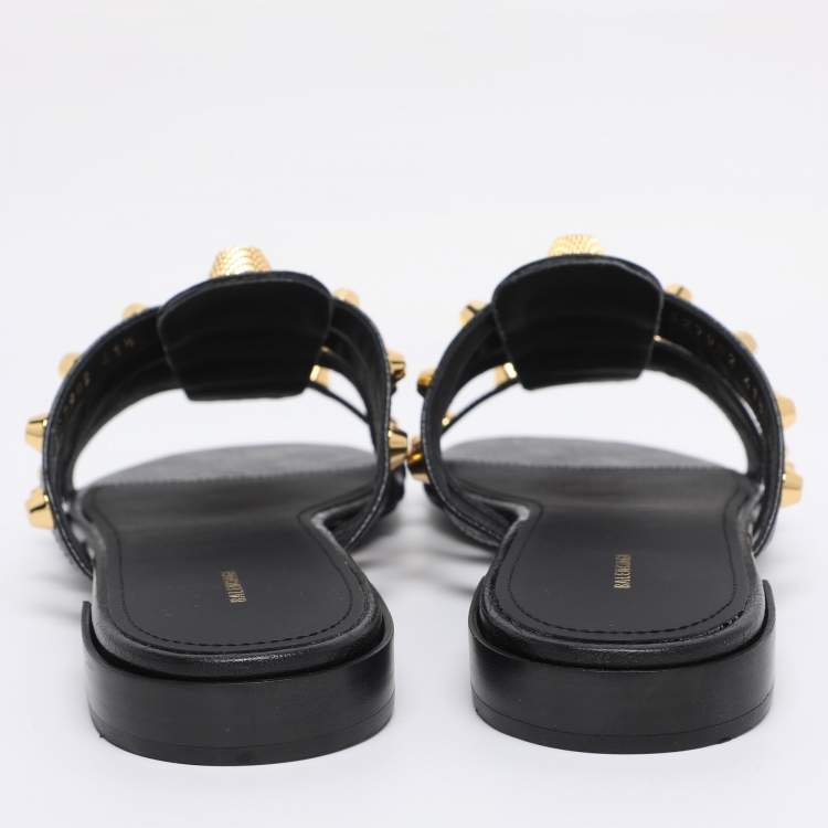 Pre Owned Balenciaga Black Leather Arena Studded Flat Sandals Size 41.5