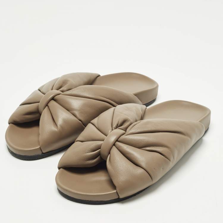 Pre Owned Balenciaga Size 40 Grey Leather puffy Knot Flat Slide