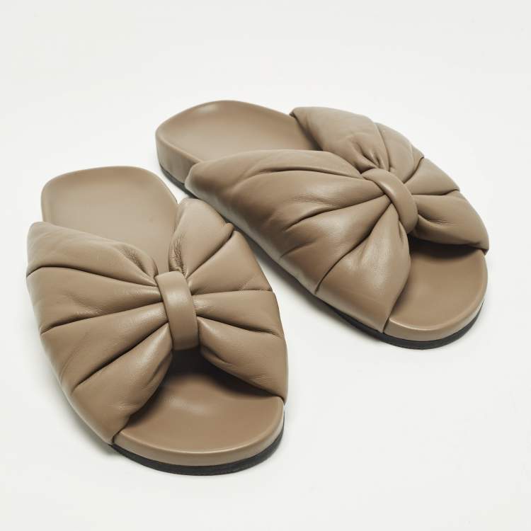 Pre Owned Balenciaga Size 40 Grey Leather puffy Knot Flat Slide