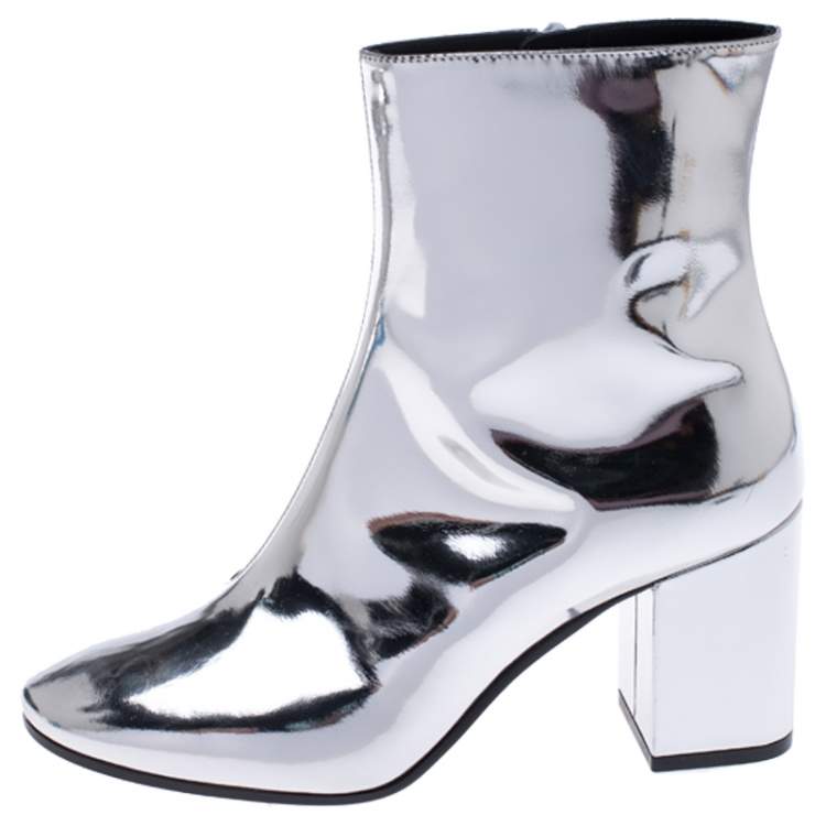 vervorming Secretaris Oriënteren Balenciaga Metallic Silver Leather Ankle Boots Size 36 Balenciaga | TLC