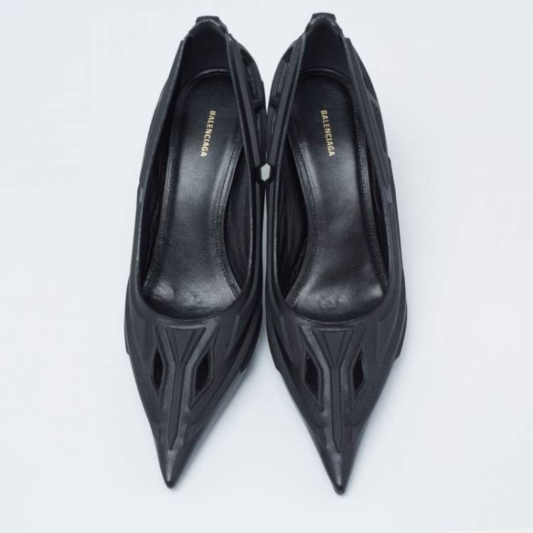Pre Owned Balenciaga Black Leather And Rubber Cut Out Pointed Toe Pumps Size 37