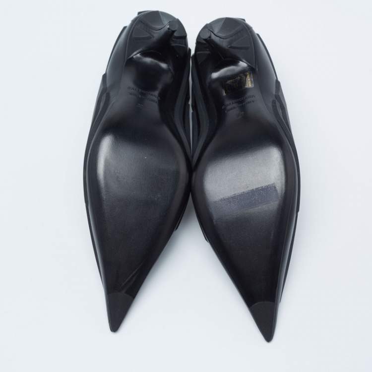 Pre Owned Balenciaga Black Leather And Rubber Cut Out Pointed Toe Pumps Size 37