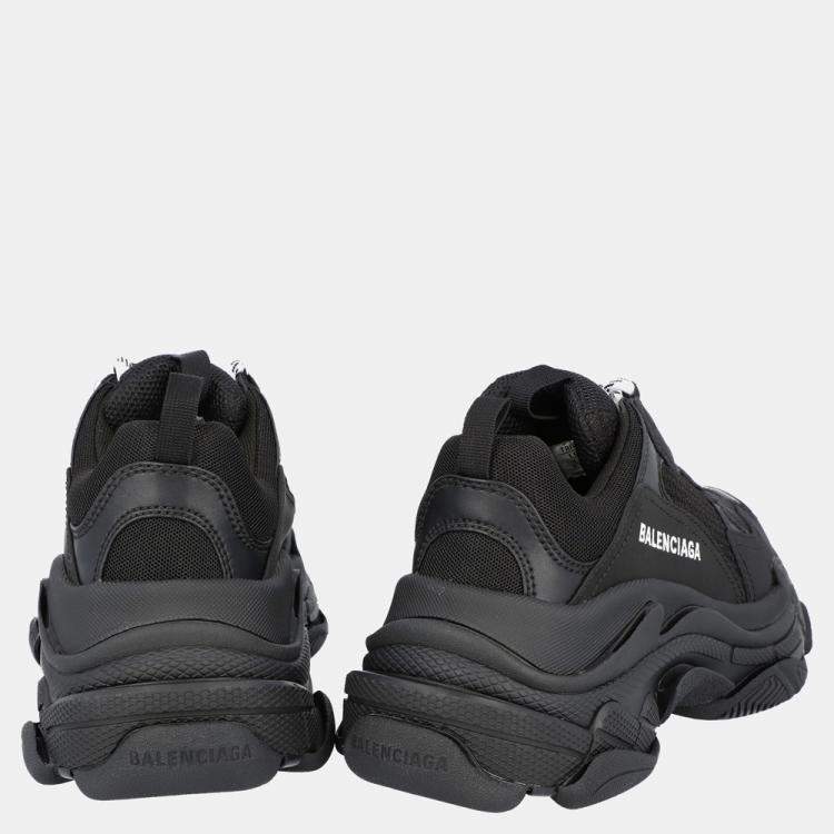 Pre Owned Balenciaga Black Triple S Sneakers Size EU 39