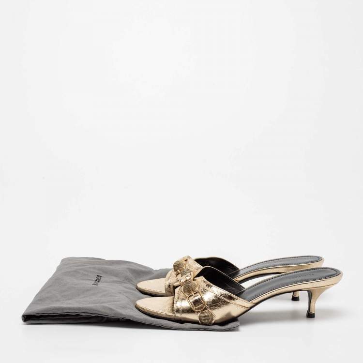 Pre Owned Balenciaga Gold Leather Cagole Slide Sandals Size 37