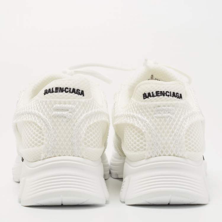 مملوكة مسبقًا Balenciaga White Fabric  Lace Up Sneakers Size 39