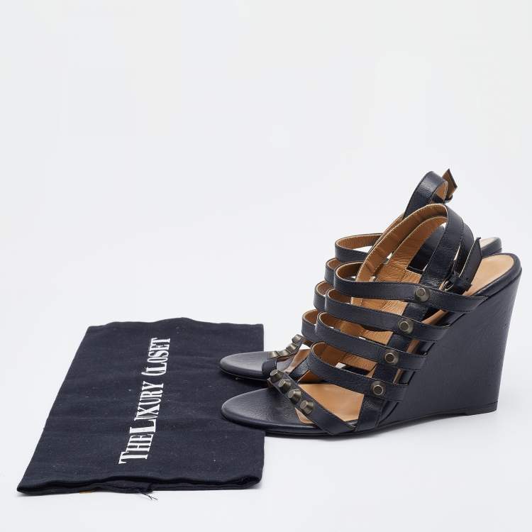 مملوكة مسبقًا Balenciaga Black Leather Arena Studded Gladiator Wedge Sandals Size 37.5