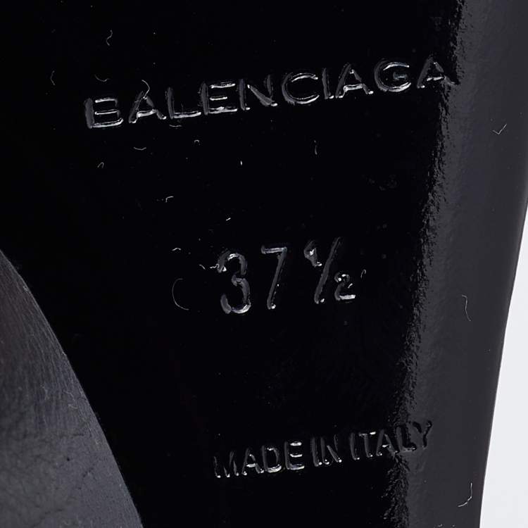 مملوكة مسبقًا Balenciaga Black Leather Arena Studded Gladiator Wedge Sandals Size 37.5