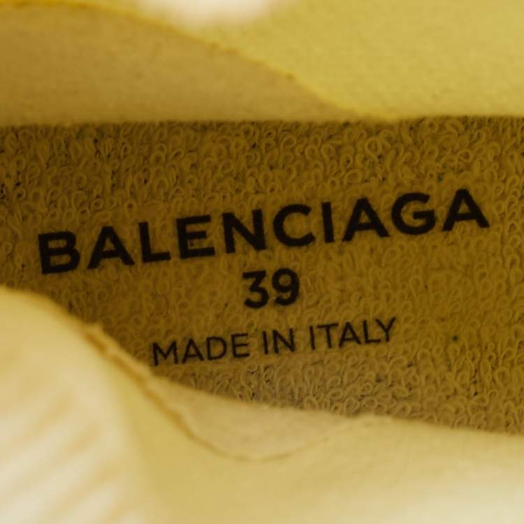 Pre Owned Balenciaga Off White Knit Fabric Speed Trainer Sneakers Size 39