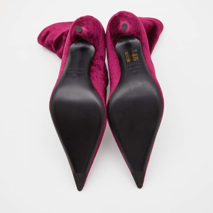 مملوكة مسبقًا Balenciaga Purple Velvet Knife Booties Size 39