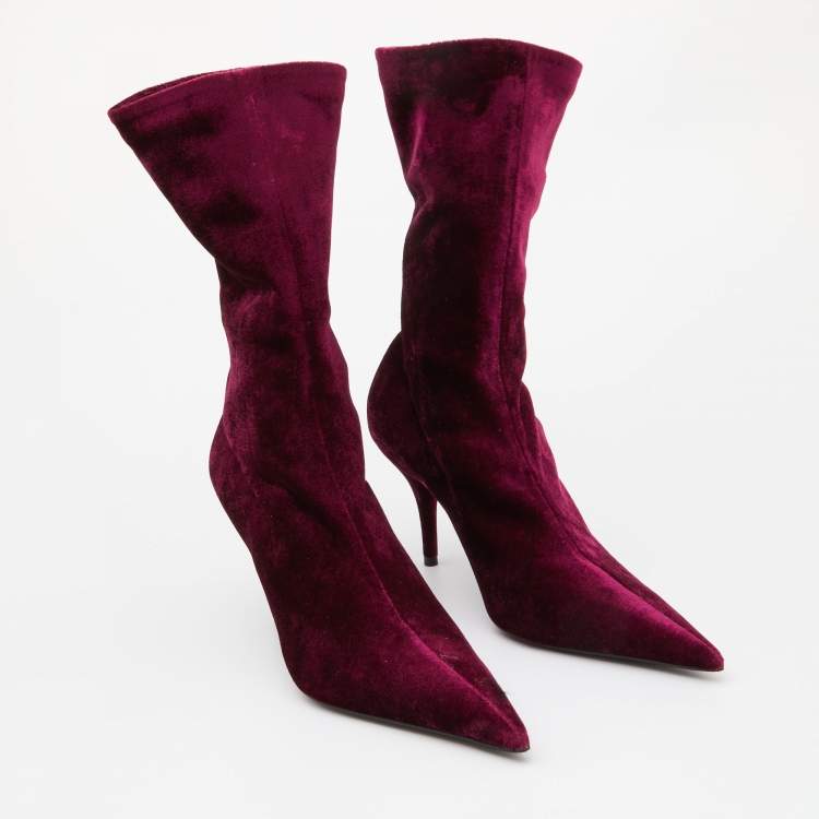 مملوكة مسبقًا Balenciaga Purple Velvet Knife Booties Size 39