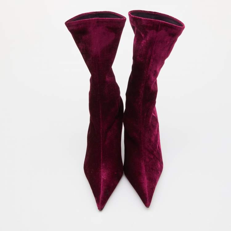 مملوكة مسبقًا Balenciaga Purple Velvet Knife Booties Size 39