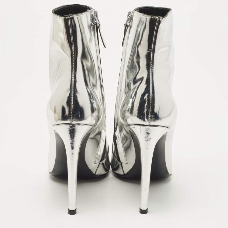 Pre Owned Balenciaga Silver Leather Ankle Booties Size 39