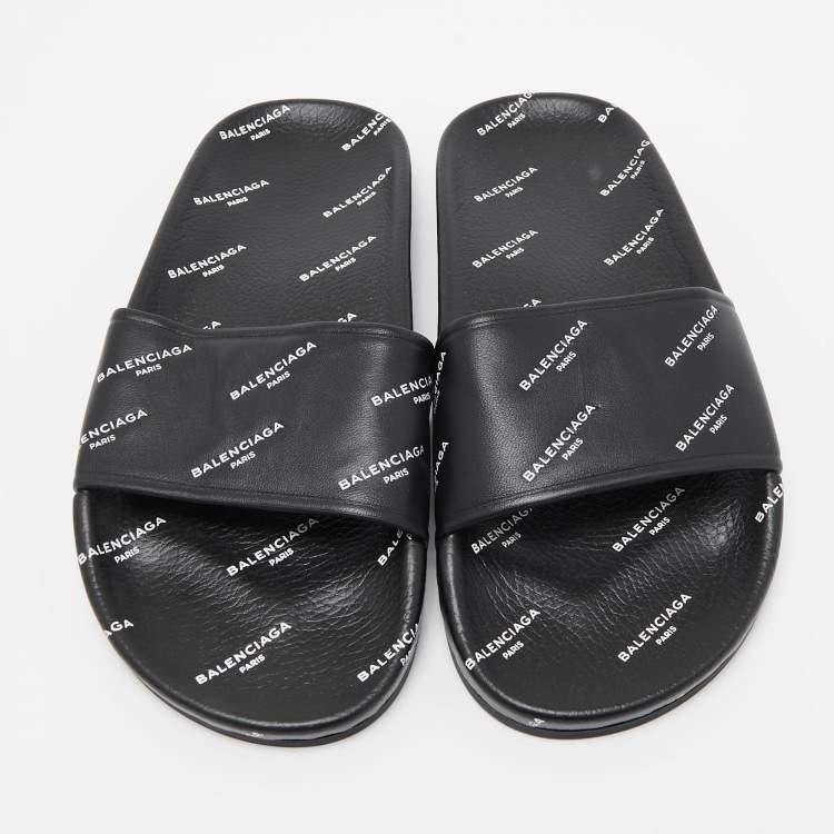 مملوكة مسبقًا Balenciaga Black Leather Flat Slides Size 36