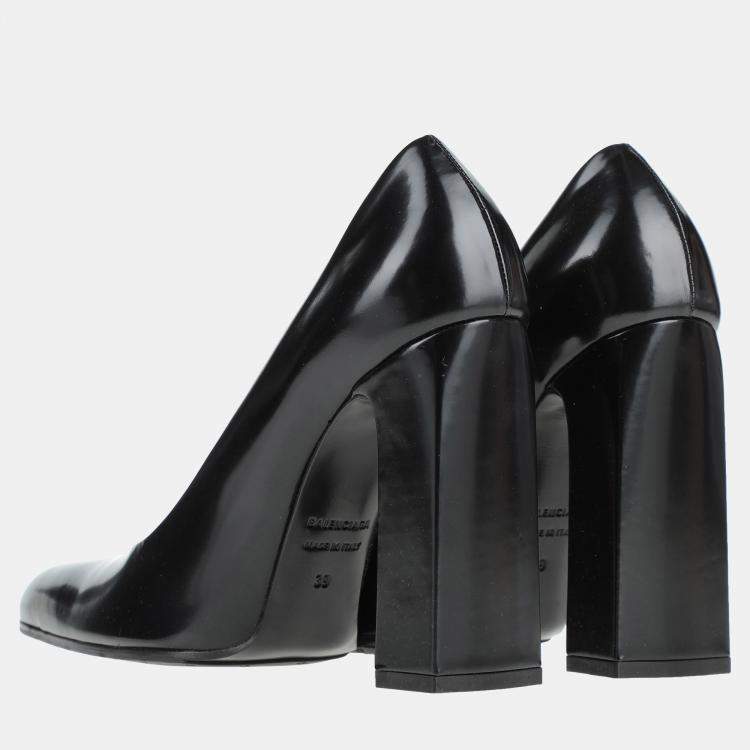 Pre Owned Balenciaga Leather Block Heel Pumps 39