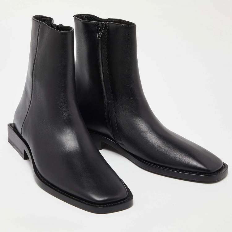 Pre Owned Balenciaga Black Leather Ankle Boots Size 38.5