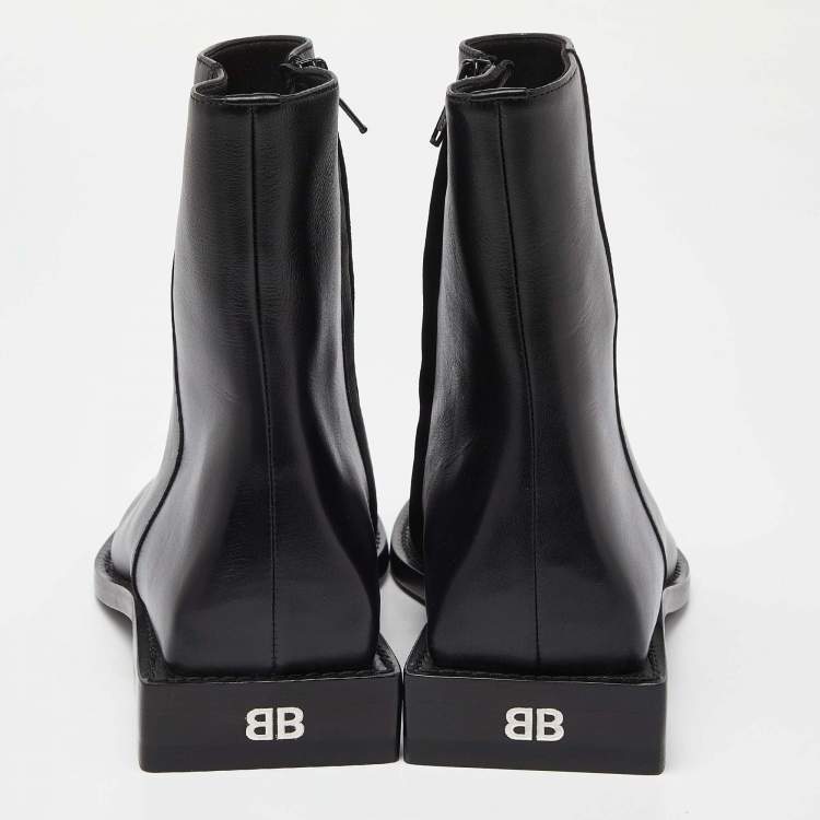 Pre Owned Balenciaga Black Leather Ankle Boots Size 38.5