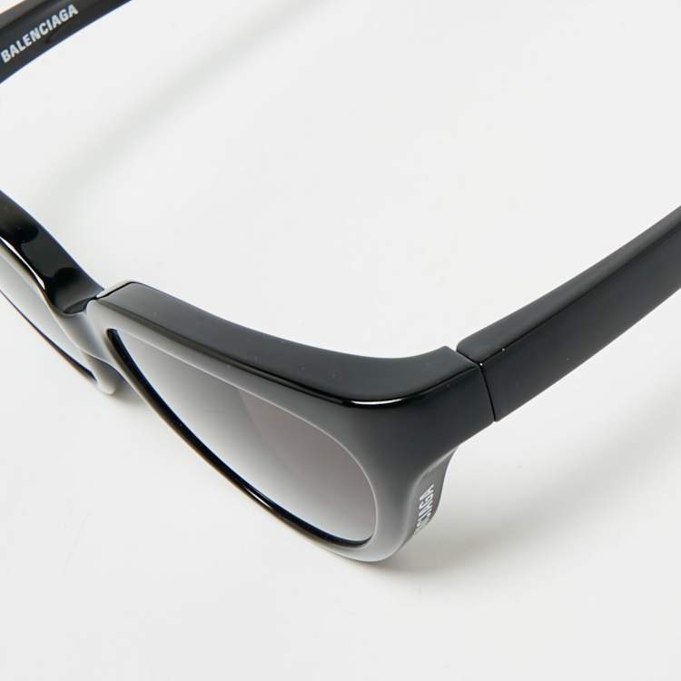 Pre Owned Balenciaga Black BB0149S Cat Eye Sunglasses