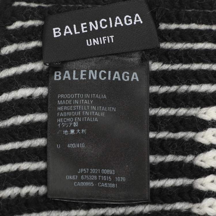 مملوكة مسبقًا Balenciaga Black/White Wool Muffler