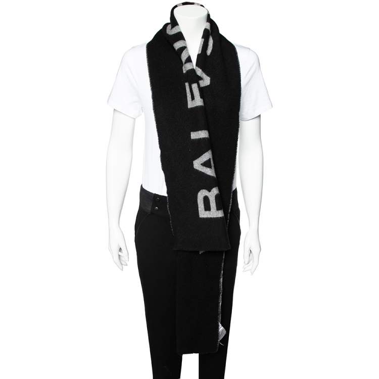 Pre Owned Balenciaga Monochrome Logo Intarsia Knit Cashmere & Wool Stole