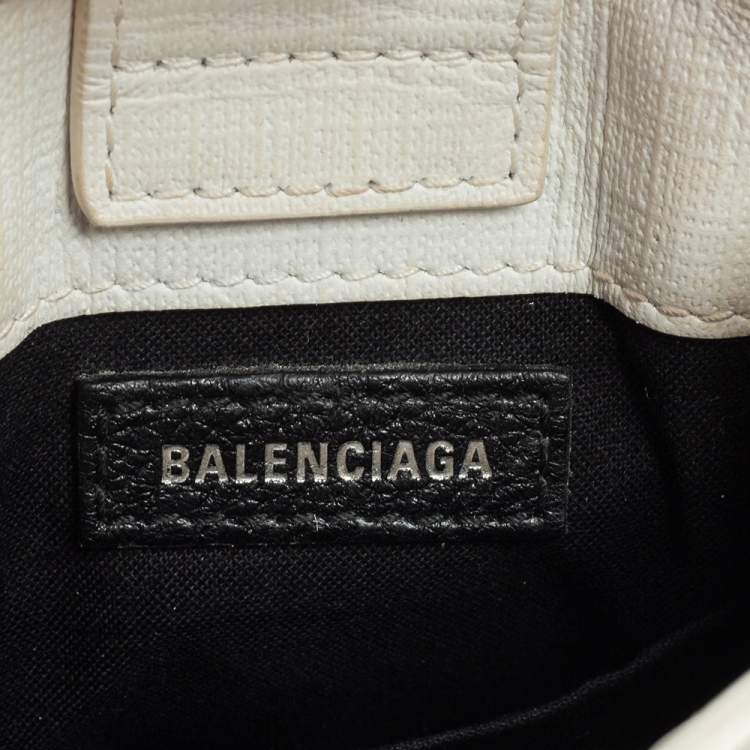 Pre Owned Balenciaga White Leather Shopping Phone Holder Bag
