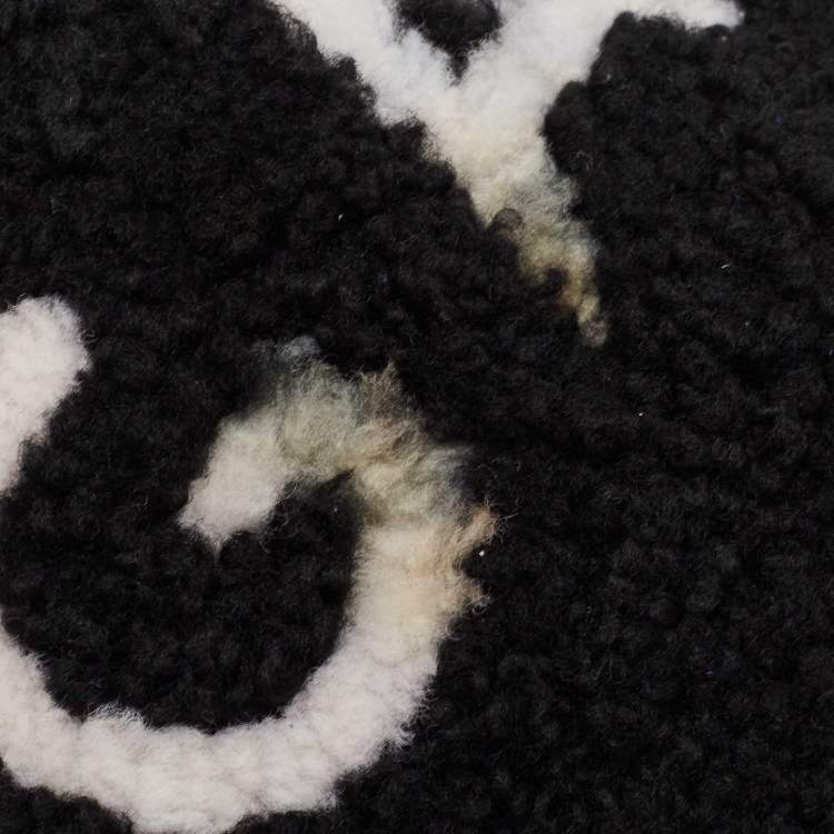 Pre Owned Balenciaga Black/White Shearling Logo Zip Pouch