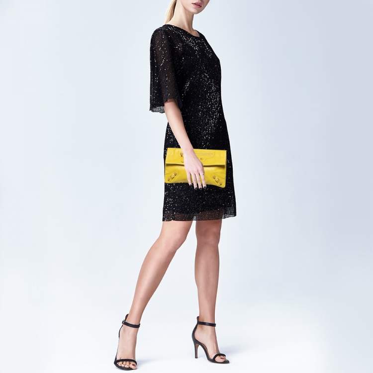 Pre Owned Balenciaga Yellow Leather RH Classic Envelope Clutch