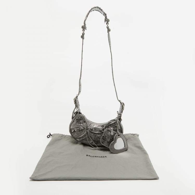 مملوكة مسبقًا Balenciaga Metallic Grey Patent Leather XS Le Cagole Shoulder Bag