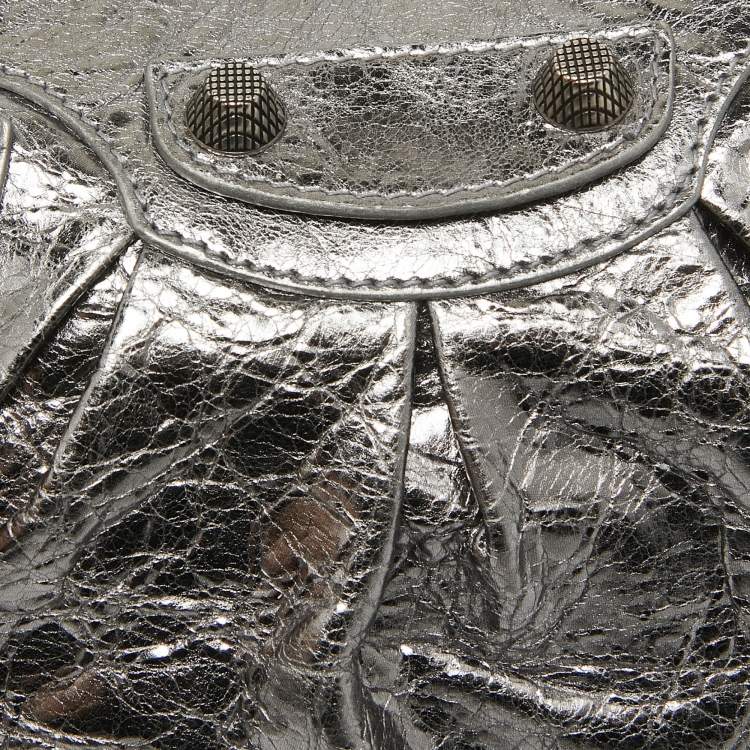 مملوكة مسبقًا Balenciaga Metallic Grey Patent Leather XS Le Cagole Shoulder Bag