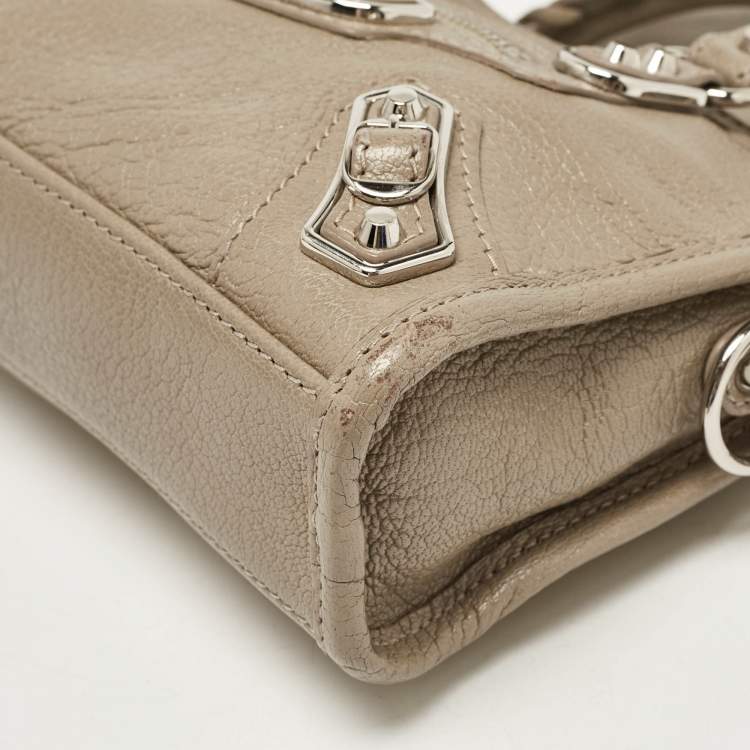 Pre Owned Balenciaga Beige Leather Nano Metallic Edge Classic City Bag
