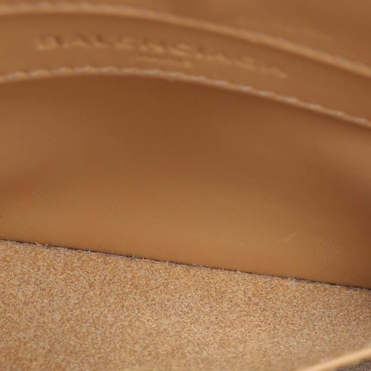 Pre Owned Balenciaga Beige Crochet Leather Mini A4 Tote