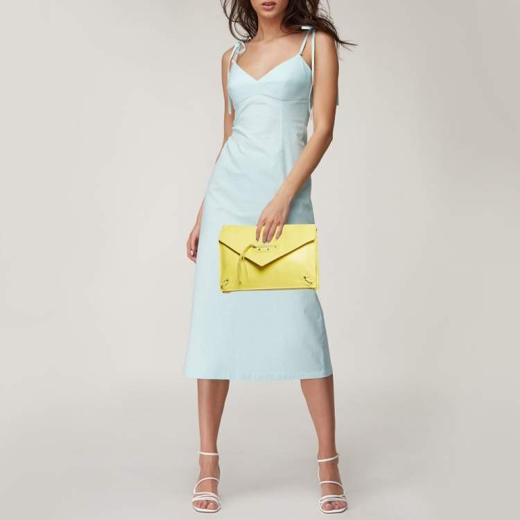 Pre Owned Balenciaga Jaune Soleil Leather Zip Papier Clutch