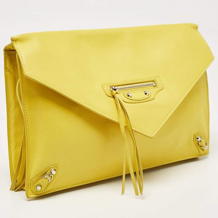 Pre Owned Balenciaga Jaune Soleil Leather Zip Papier Clutch