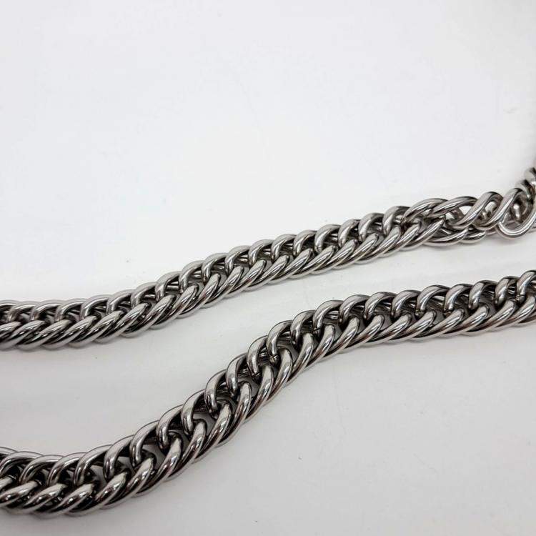 Pre Owned Balenciaga Black Leather chain BB round shoulder bag