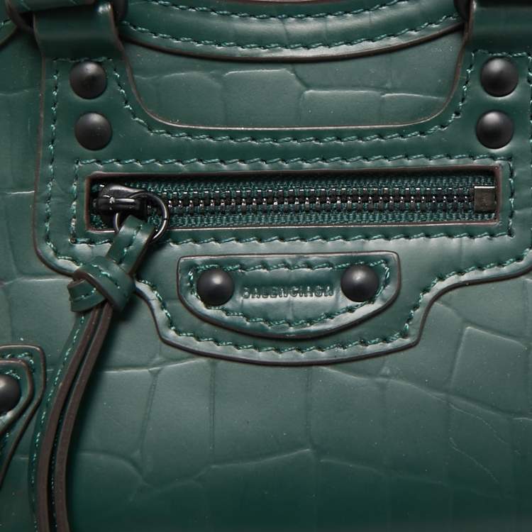 مملوكة مسبقًا Balenciaga Green Croc Embossed Leather Micro Neo Classic City Tote