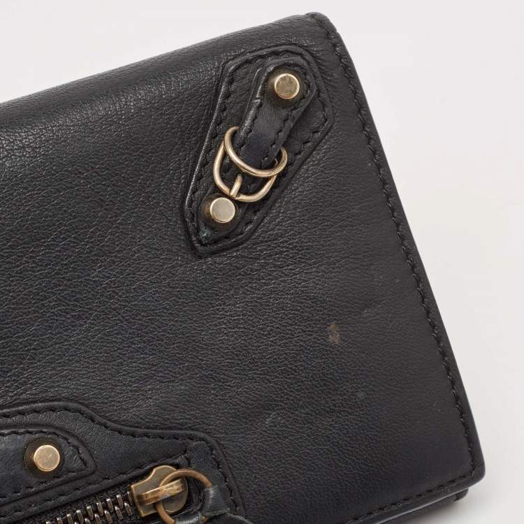 مملوكة مسبقًا Balenciaga Dark Blue Leather Classic Continental Wallet