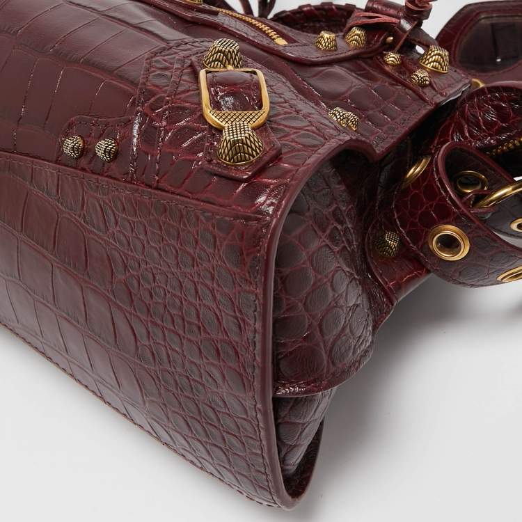مملوكة مسبقًا Balenciaga Dark Red Croc Embossed Leather XS Neo Cagole Bag