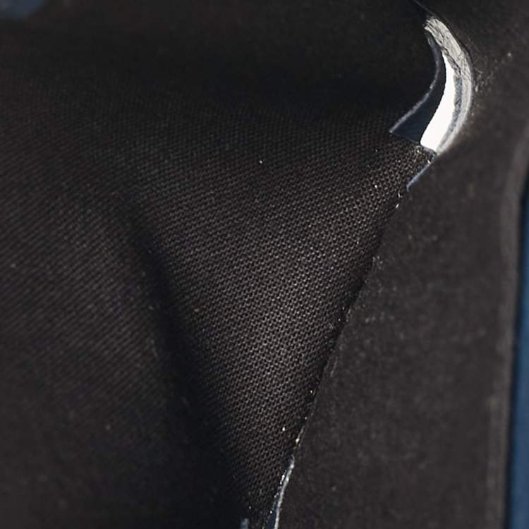 مملوكة مسبقًا Balenciaga Blue Leather Mini Papier Wallet
